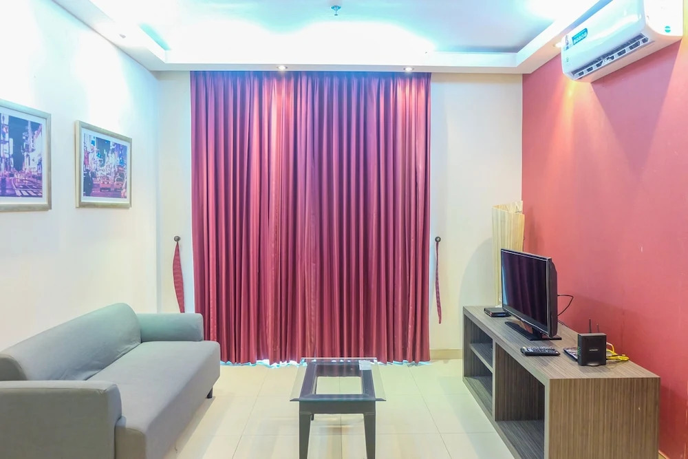 1BR @ Hampton's Park Apartment