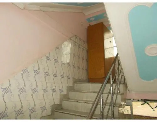 Deluxe Stay near ISBT