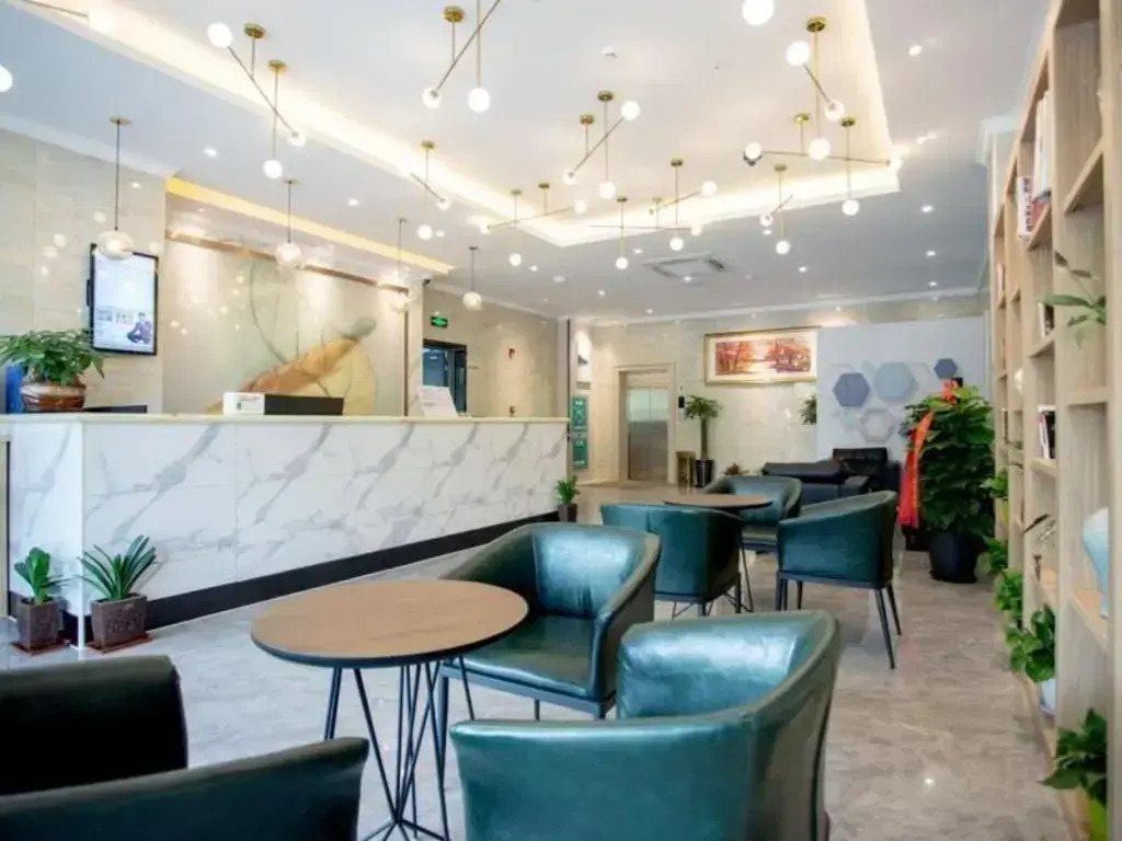 GreenTree Inn Express Shanghai Pudong Lingang New City Yunhan Road