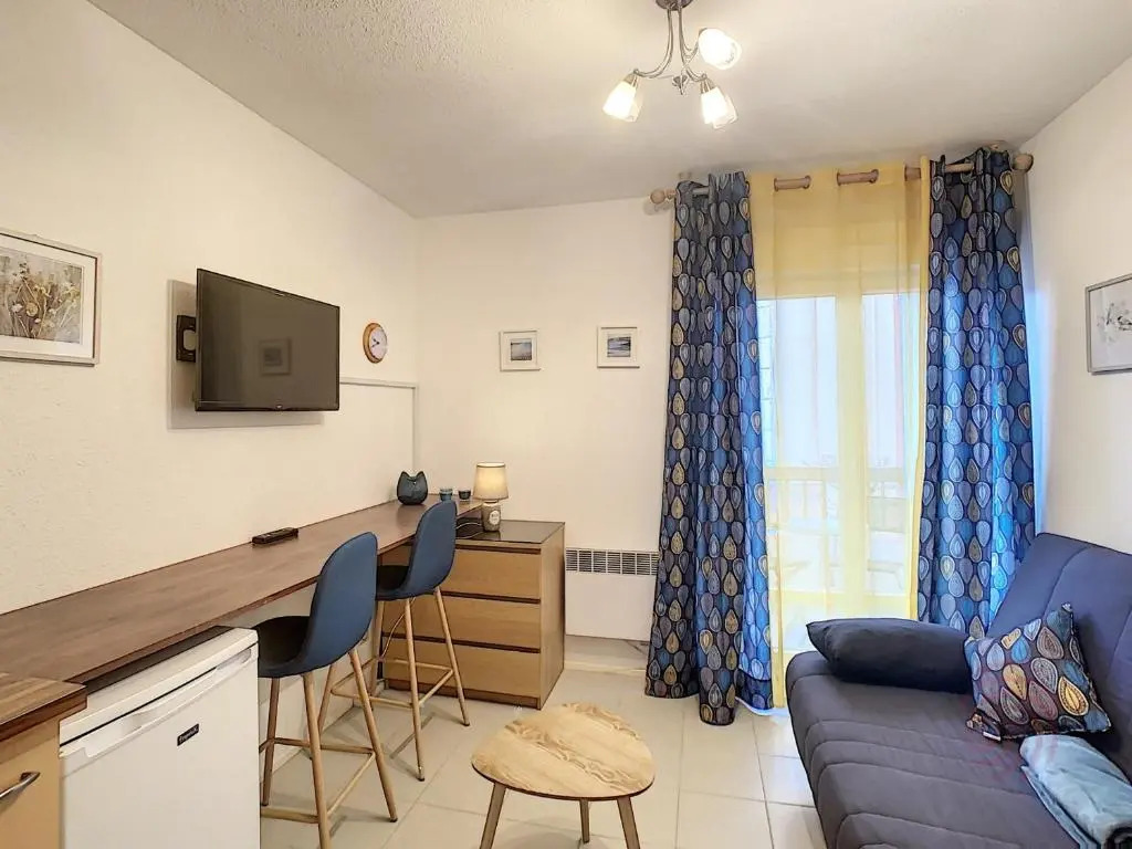 Appartement Lamalou-les-Bains, 1 pièce, 2 personnes - FR-1-451-136