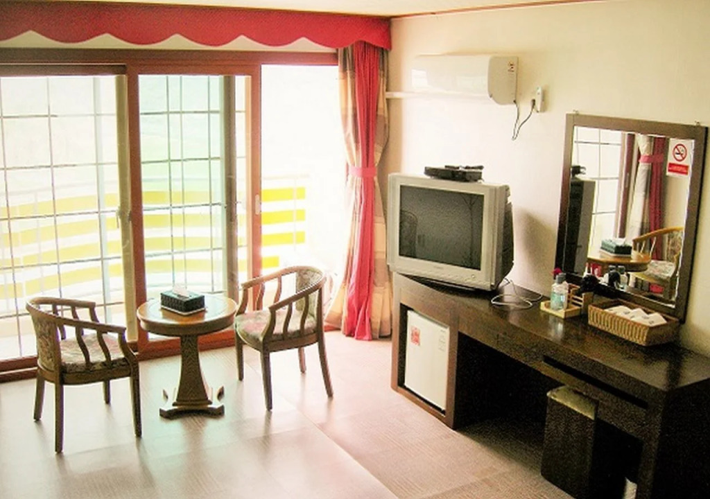 LK Hotel