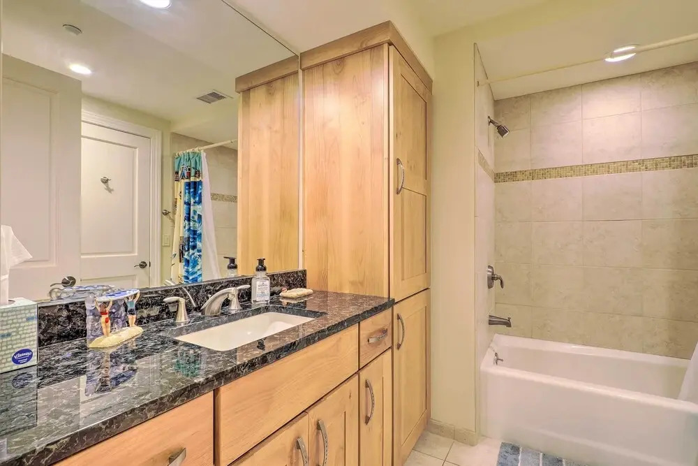 Beachfront Traverse City Resort Condo w/ Pool