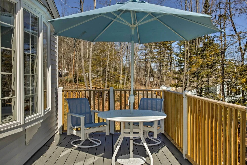 Peaceful Waterfront Apt w/ Deck, 22 Mi to Portland