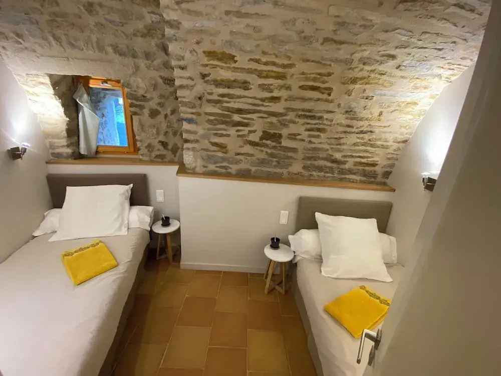 Les Caselles - Gîte, table et chambres dhôtes