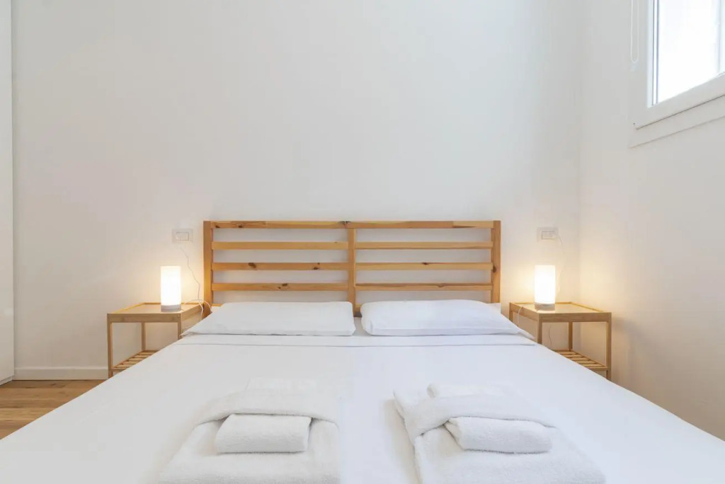 Fra Bartolomeo · Renovated flat close to navigli - A.C. - WiFi