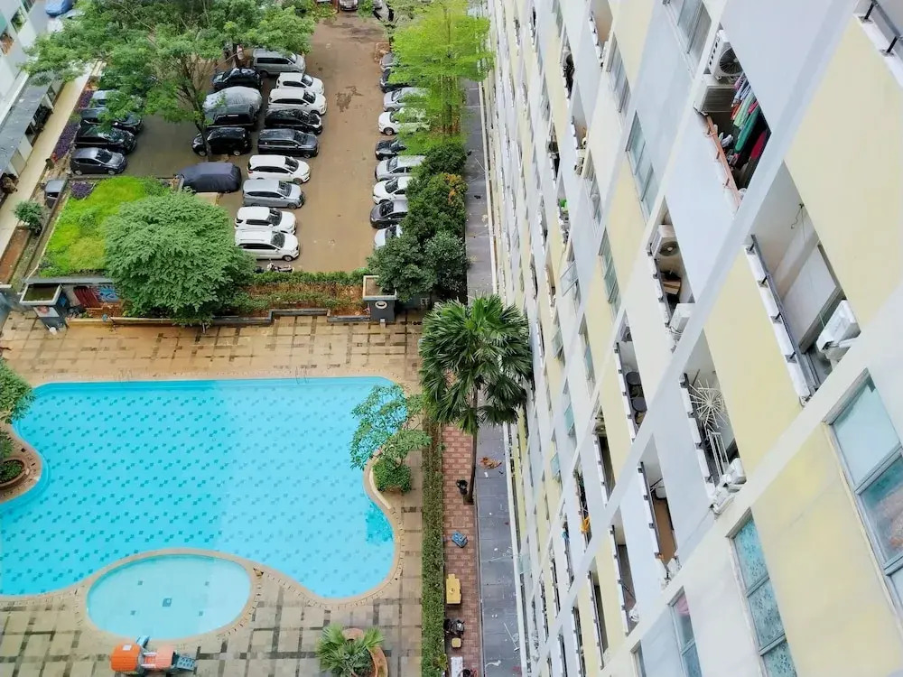 The Royale Sentra Tower Kuning Powered by Cocotel
