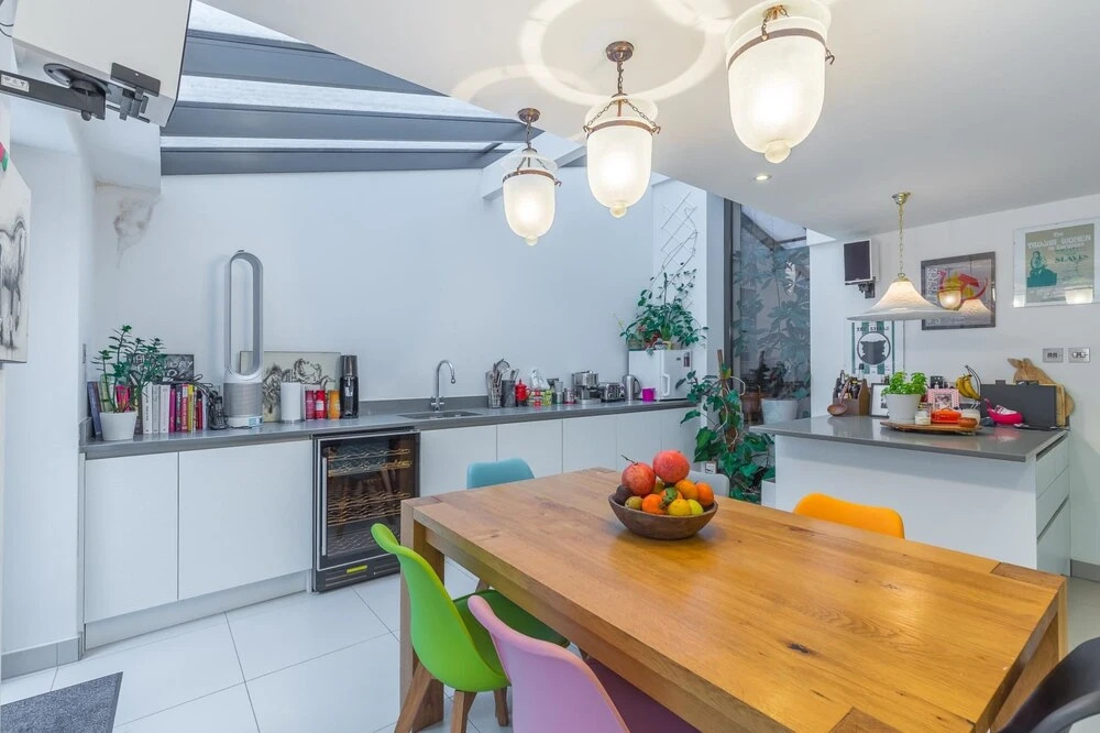 Stunning Spacious 3BD House With Garden - Sleeps 6