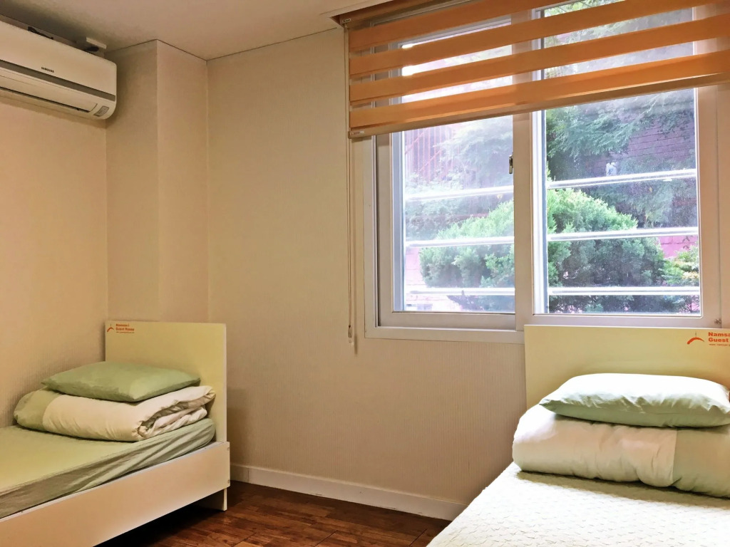 OYO Hostel Myeongdong 5