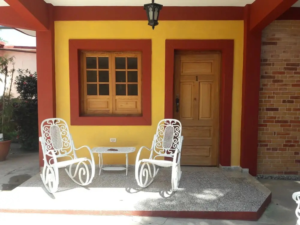 Casa Oscar VIÑALES