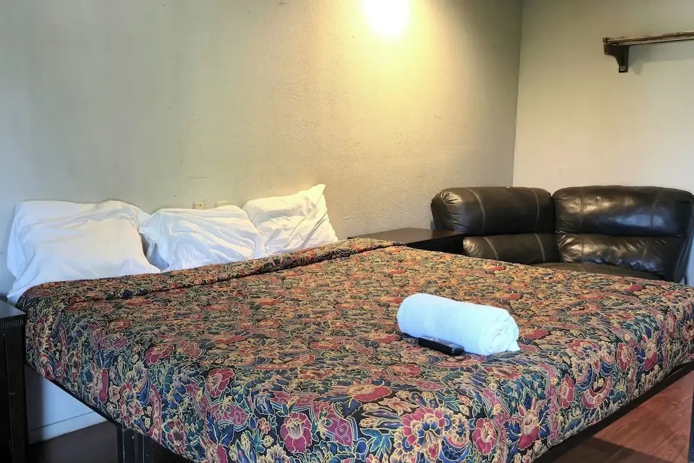 Deluxe Inn Motel By OYO Grand Prairie Interstate 30