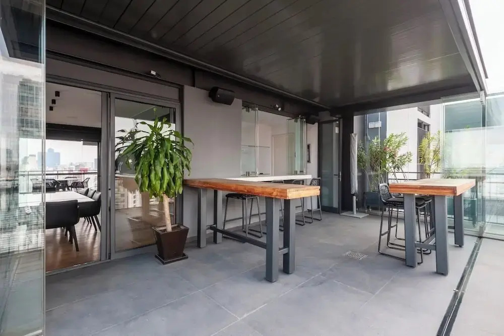 319-PH Luxury 3BR Duplex PH
