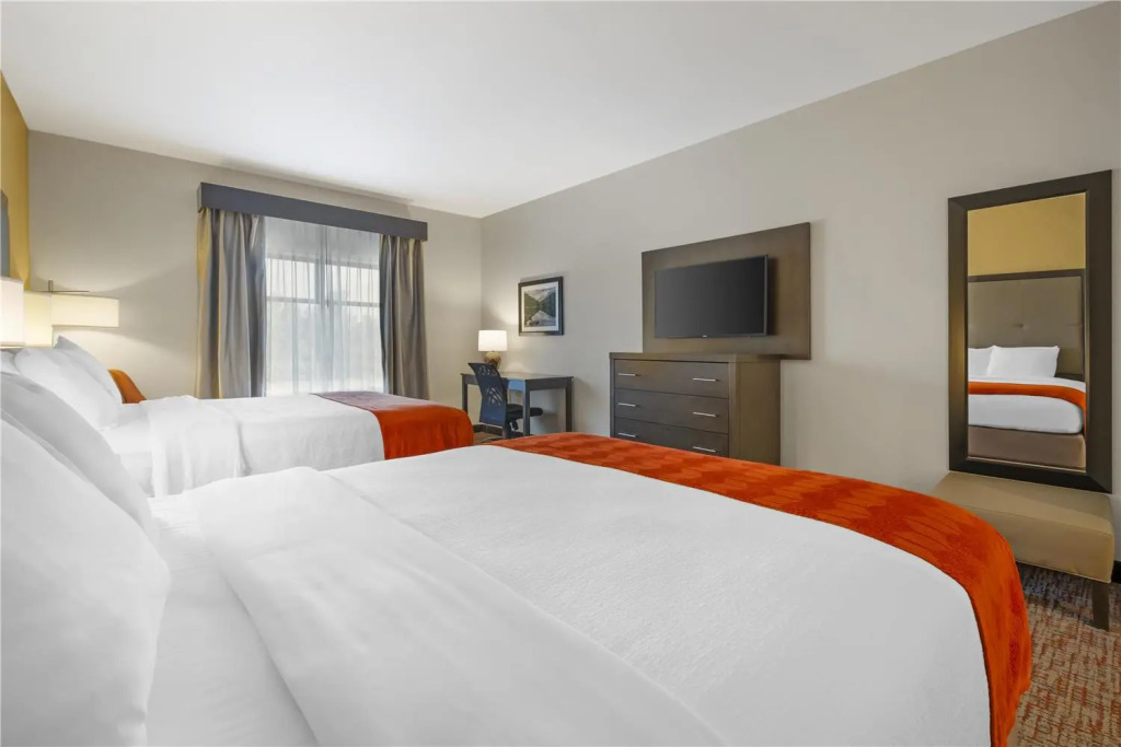 Best Western Plus Elizabethtown Inn & Suites