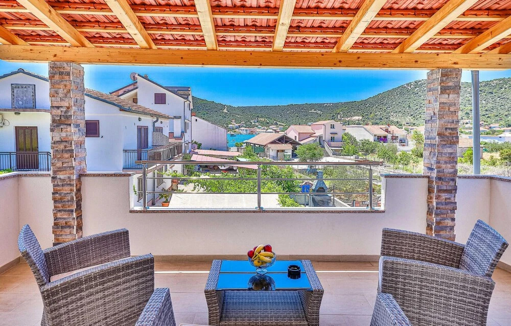 Awesome Home in Vinisce With Outdoor Swimming Pool, Wifi and 5 Bedrooms