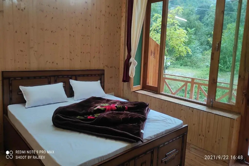 Kamal Guest House Tirthan by OYO