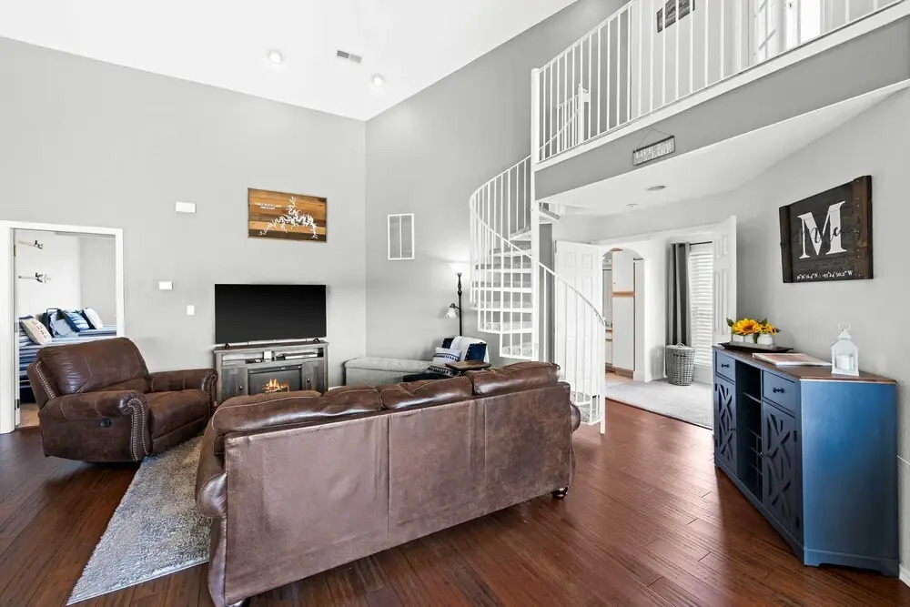 Condo in Lakefront Resort w/ Pool! Ozarks Getaway
