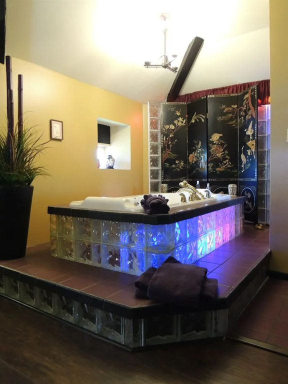 Lyons'' Twin Mansions B&B And Spa