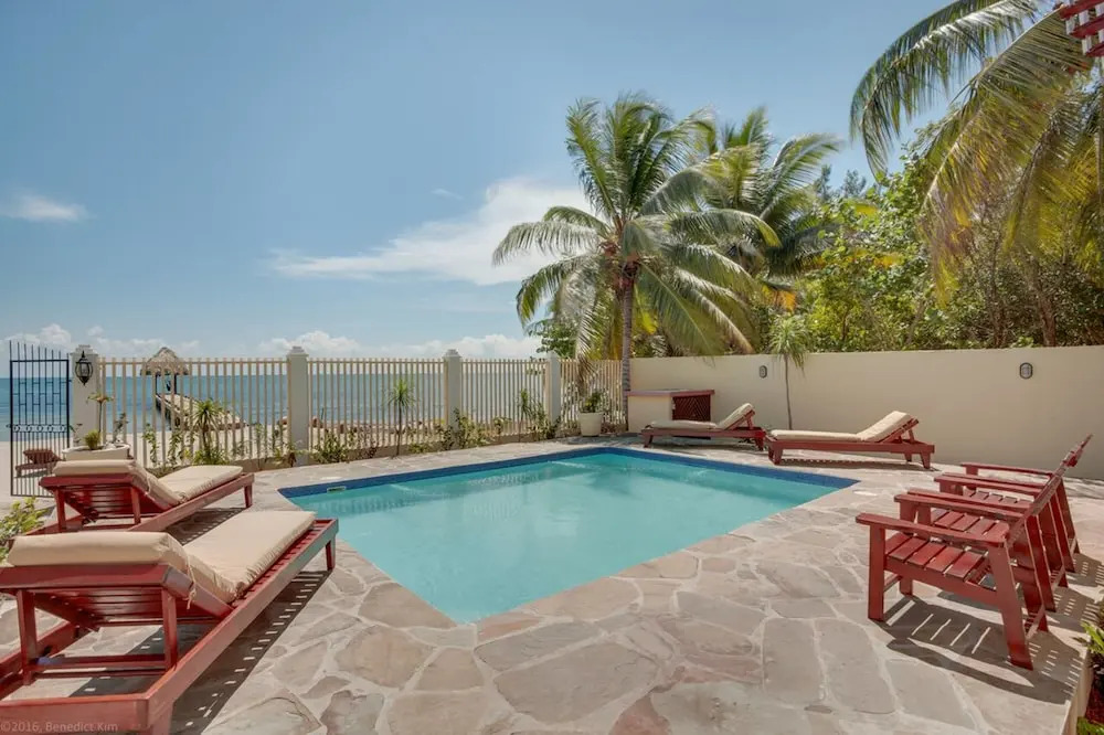 Mission Bay - Large 5 Bedroom Oceanfront w Pier and Pool