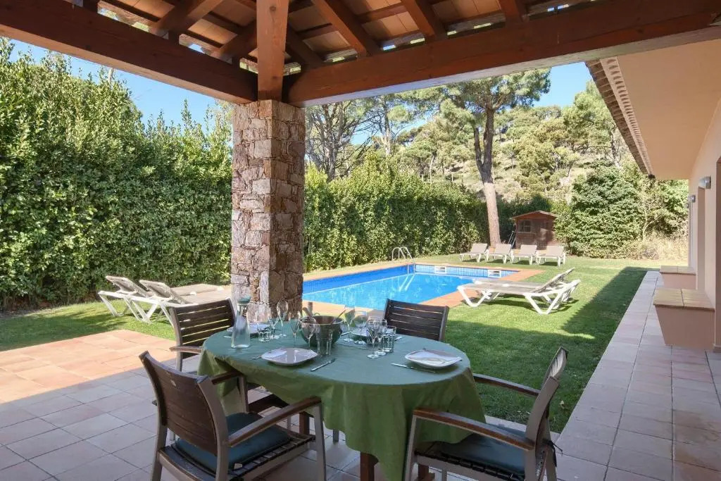 5 Bedroom House in Begur with Private Pool And Garden (Ref.H53)