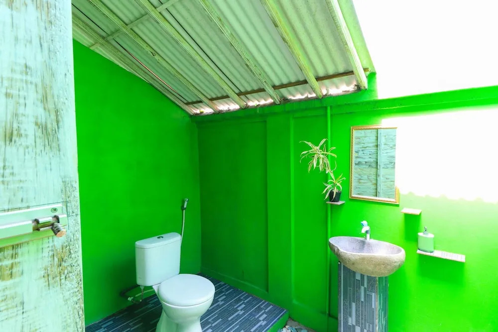 The Green Groves Hostel