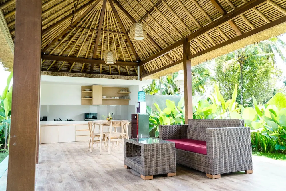 Three Gold Luxury Private Villas