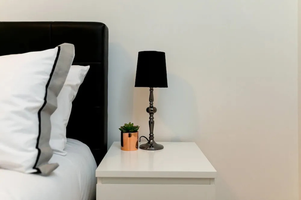 Skyvillion - Tower Point Enfield 2bed Wbalcony