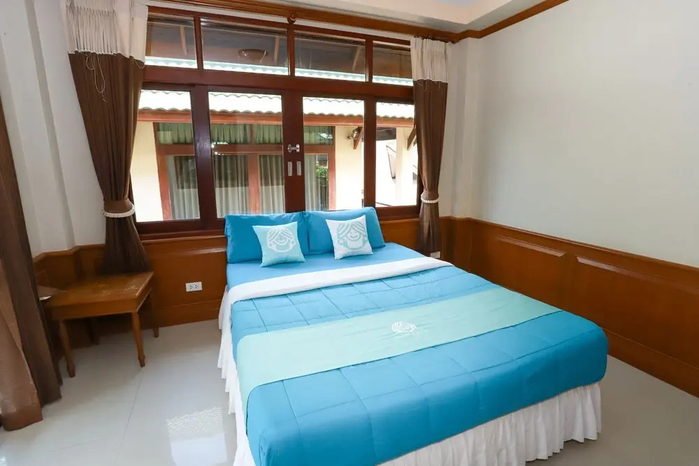 Experience Thai Island life - Beachfront resort Koh Phangan