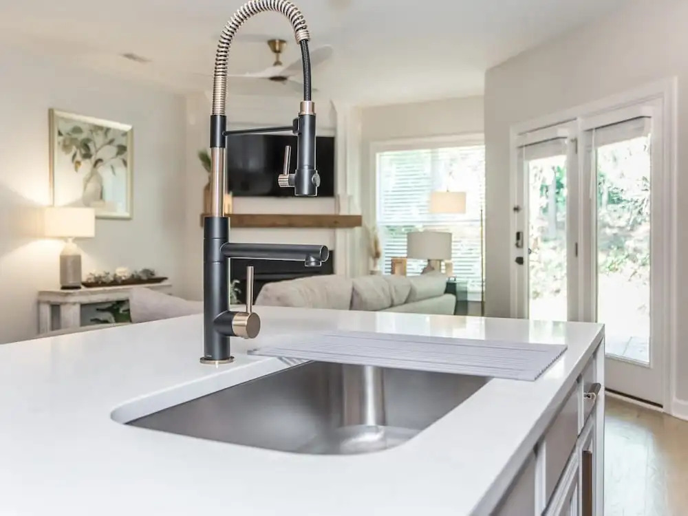 Luxury Three Bedroom Townhome Near Cary