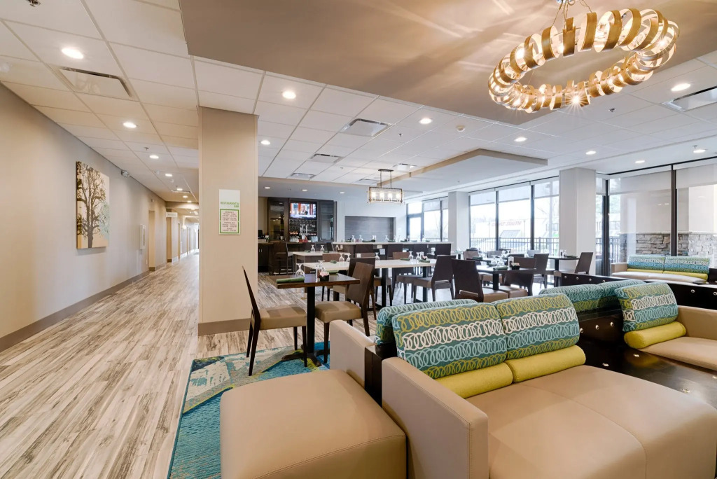 Holiday Inn Knoxville N - Merchant Drive by IHG