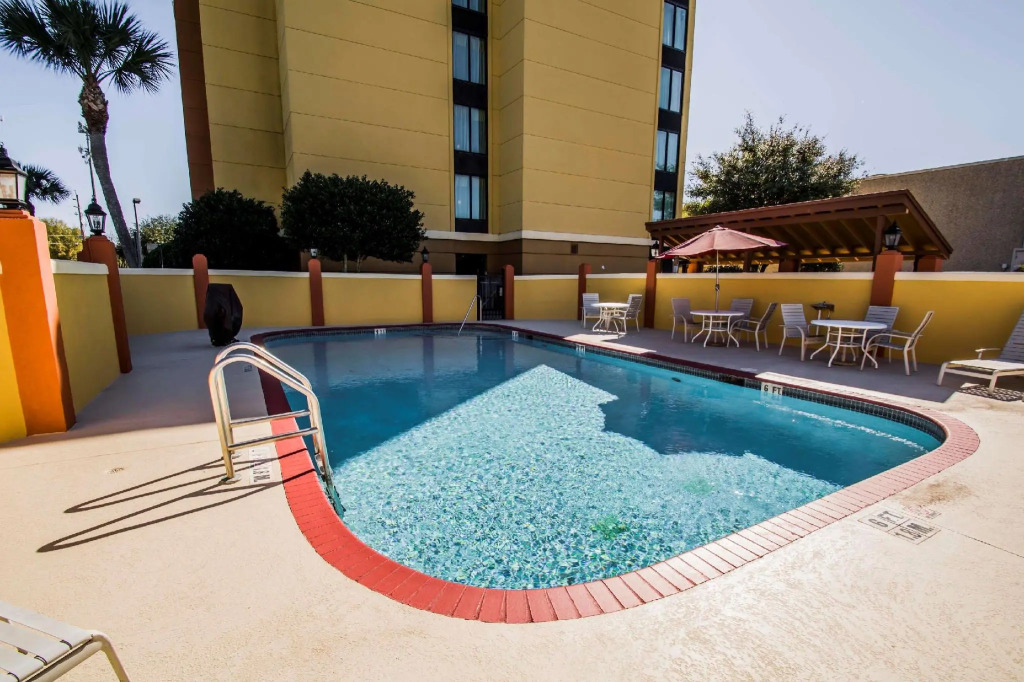 Comfort Suites Baymeadows Near Butler Blvd