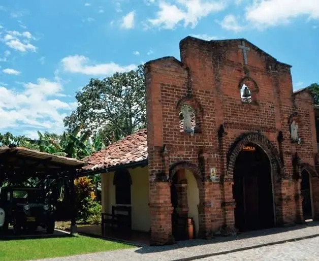 El Edén Country hotel y Club Residencial