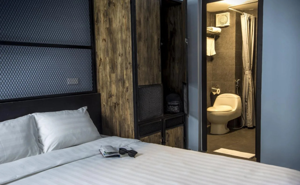 The Chi Novel Hostel