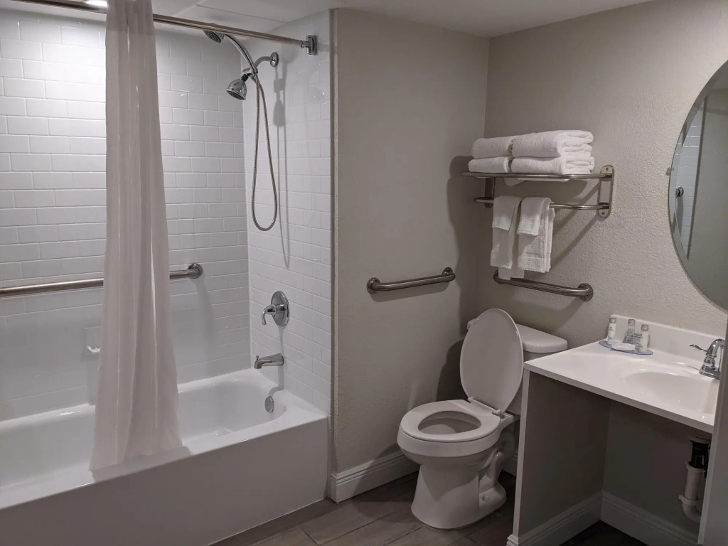 Inn on Destin Harbor, an Ascend Collection Hotel