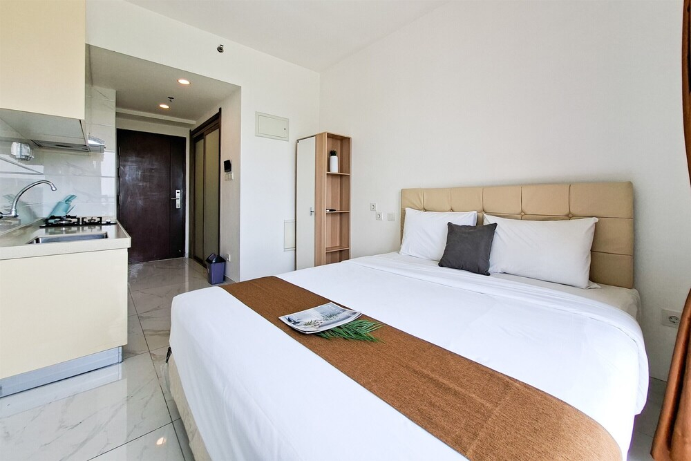 Stylish Studio For 2 Pax At Sky House Bsd Apartment