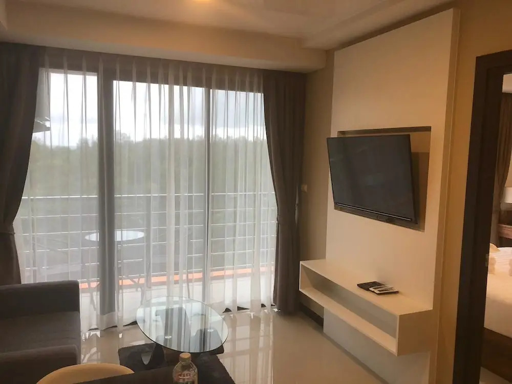 1 Bedroom Apartment with Stunning Views
