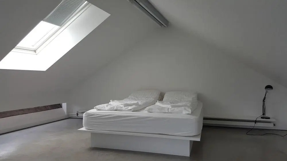 37 Apartments