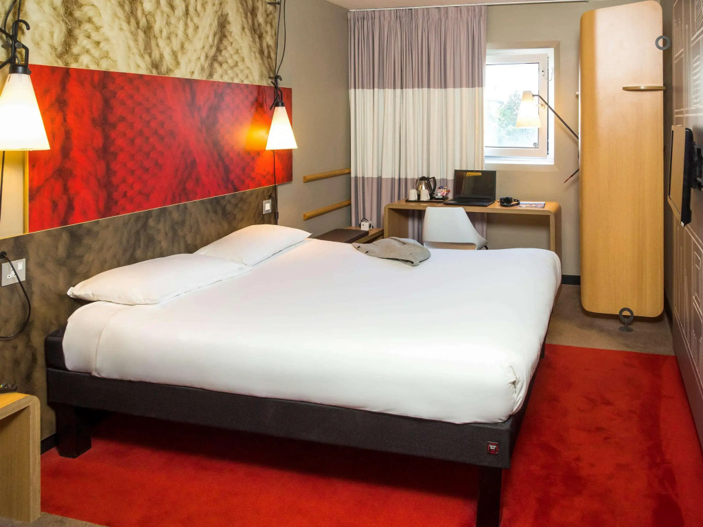 Ibis Sheffield City
