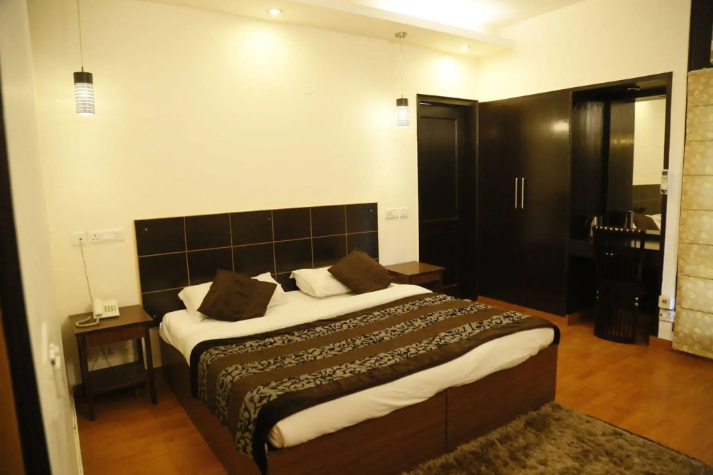 Grand FFOUR near Nehru Place, Delhi