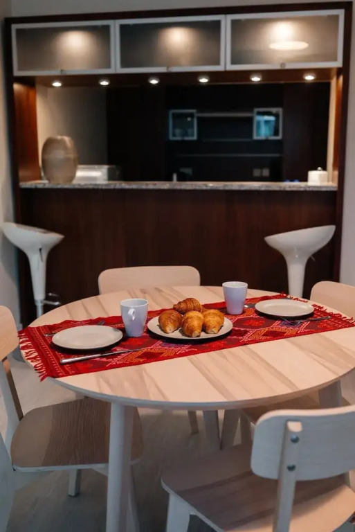 Chic 1BR Oasis in the Heart of Dubai Marina