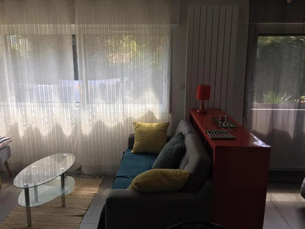 Bel appart rez de jardin 10min centre 5min quai