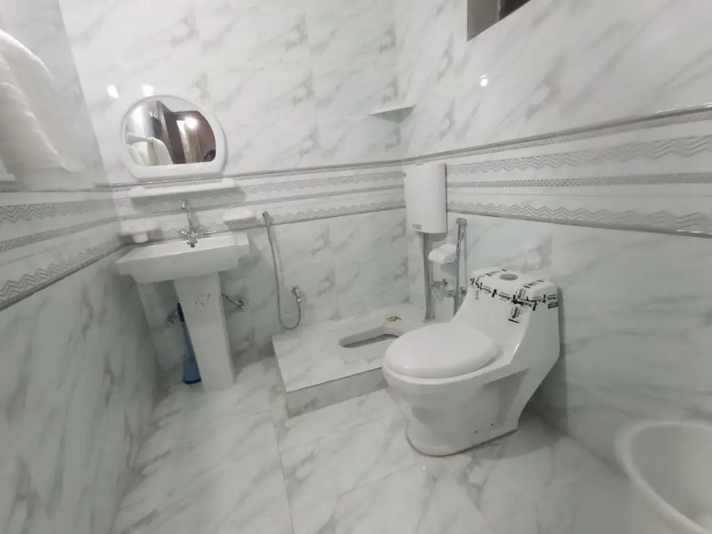 3 Bedrooms Luxury House at Prime Location