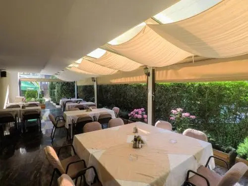 Hotel Dva Bisera