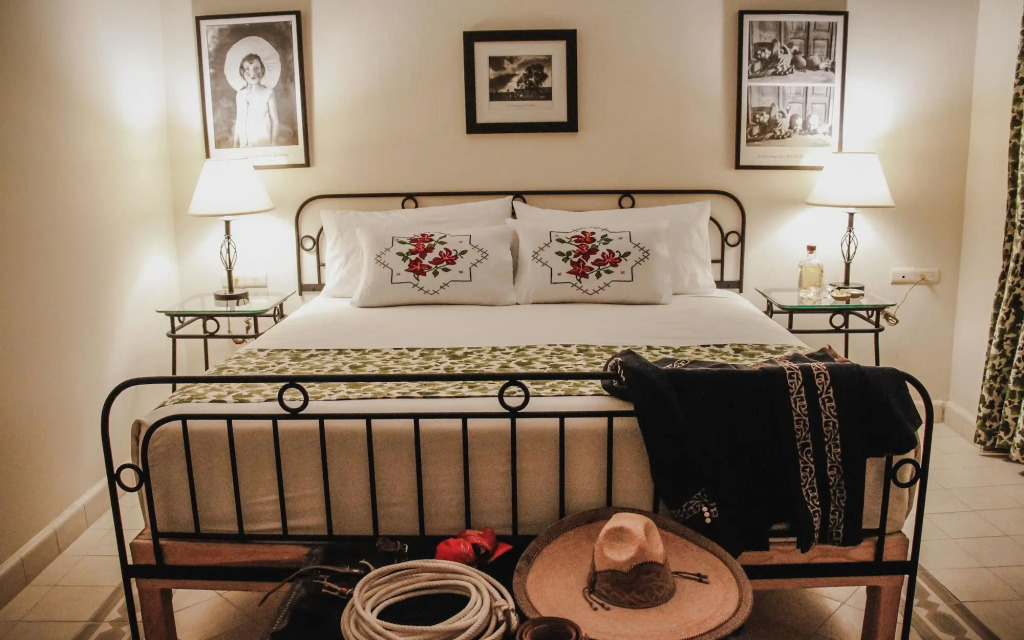 Grand Casa Naranjos, Hospedaje Alteño