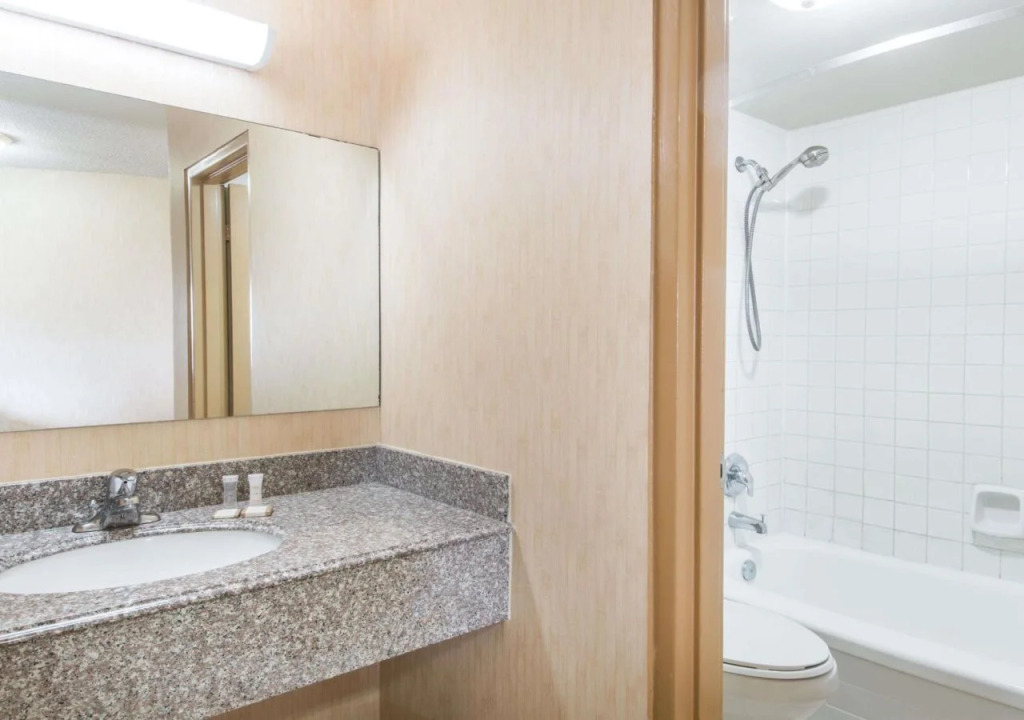 Howard Johnson Hotel Kitchener