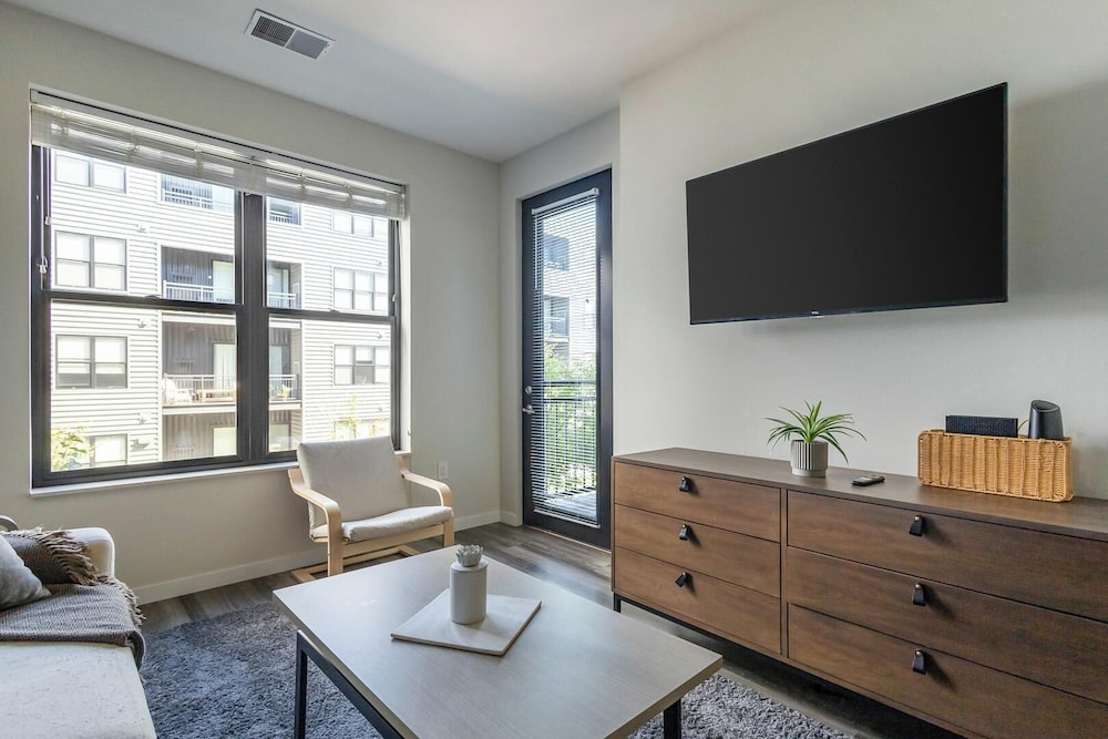 Landing Apartments at Mayfair Collection
