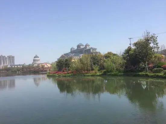 Qidong Warm House Apartment Hotel