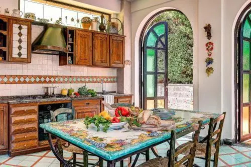 Flat 5 Bedrooms 5 Bathrooms - Colli Di Fontanelle