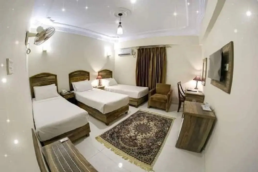 Hotel Al-Farooq