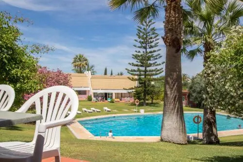 Moura Golf Village