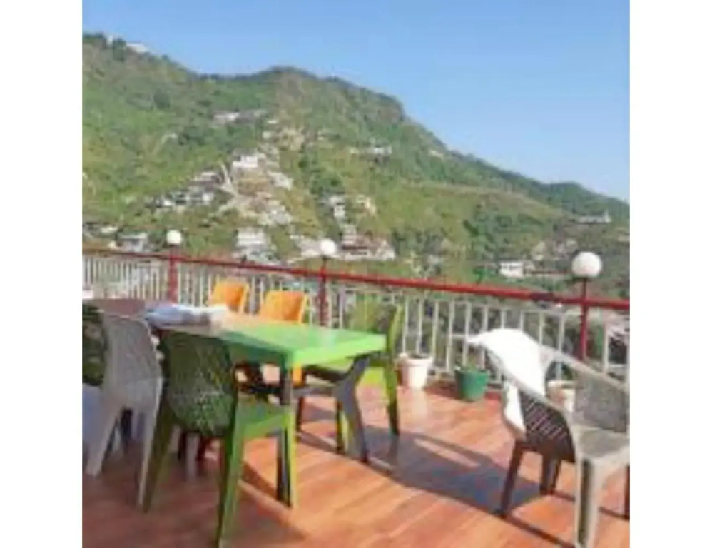Sunset Chalet- A Boutique Homestay, Bhatta, Mussoorie