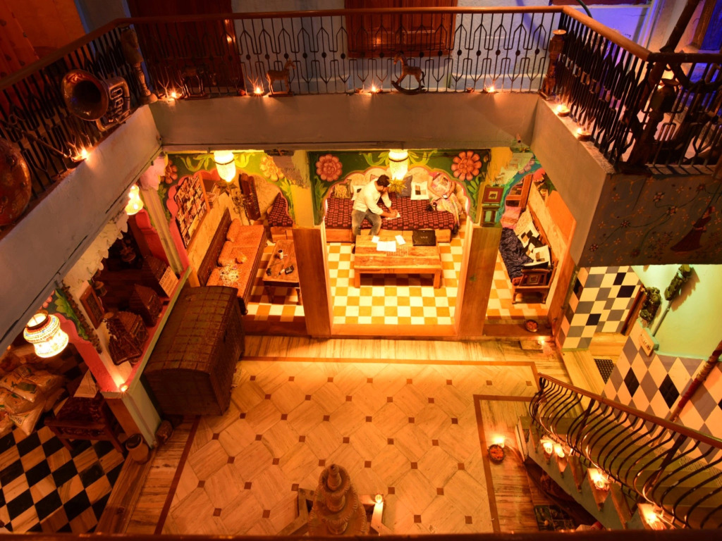 Yogis Guest House